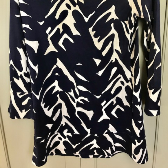 Diane von Furstenberg Vintage Silk Mini Dress - Picture 6 of 7